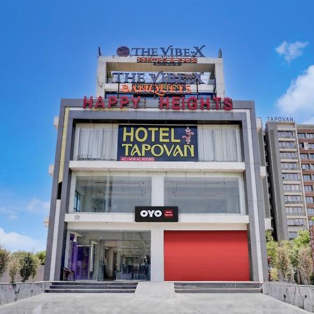 Super Hotel O Om Tapovan Ahmadabad Zewnętrze zdjęcie