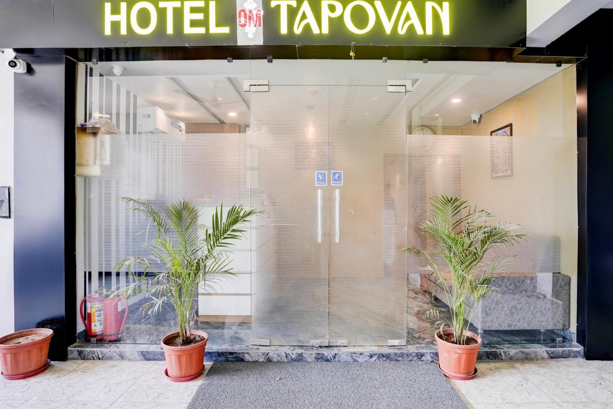 Super Hotel O Om Tapovan Ahmadabad Zewnętrze zdjęcie